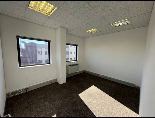 222M² OFFICE TO LET IN CENTURY CITY